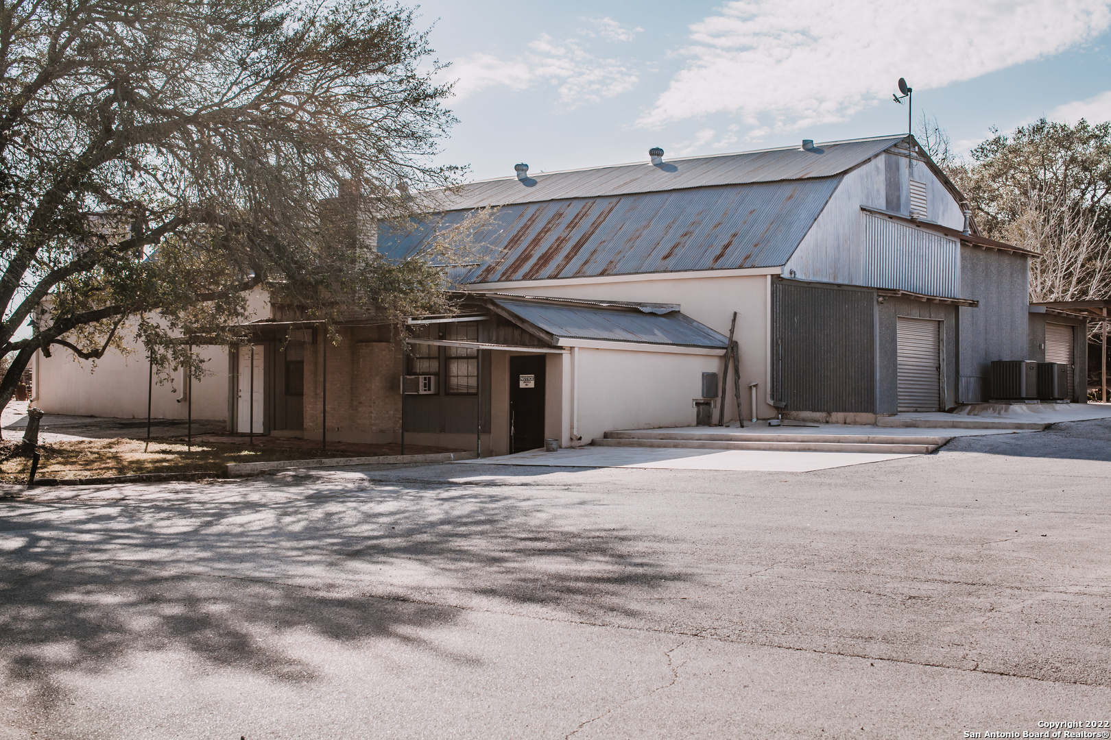 13893 Us Highway 87 S Adkins TX 78101