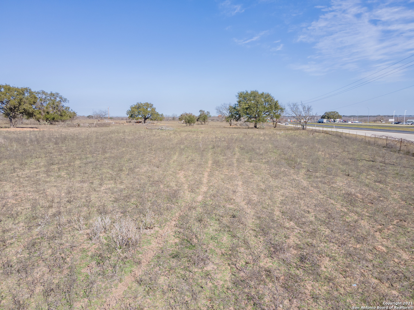 000 I-35 Devine TX 78016