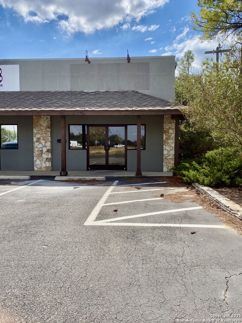 7150 Whippoorwill San Antonio TX 78263