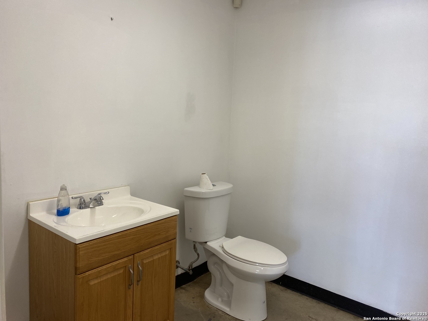 7150 Whippoorwill San Antonio TX 78263