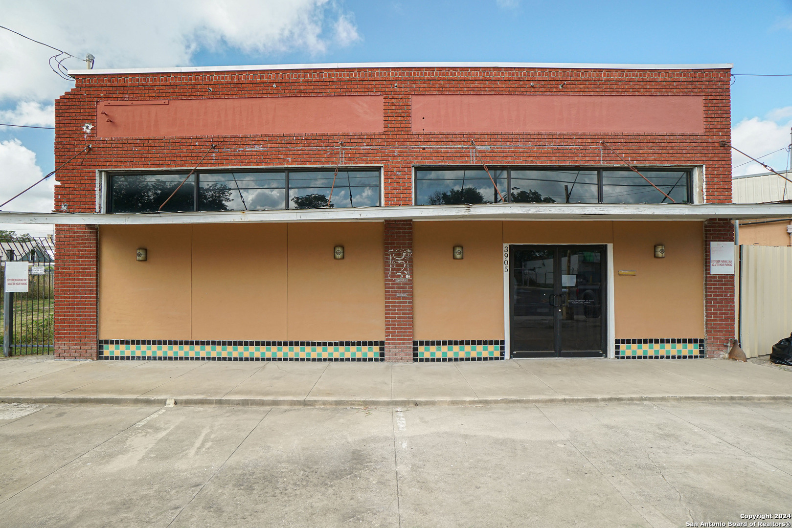 3905 S Presa Street San Antonio TX 78210