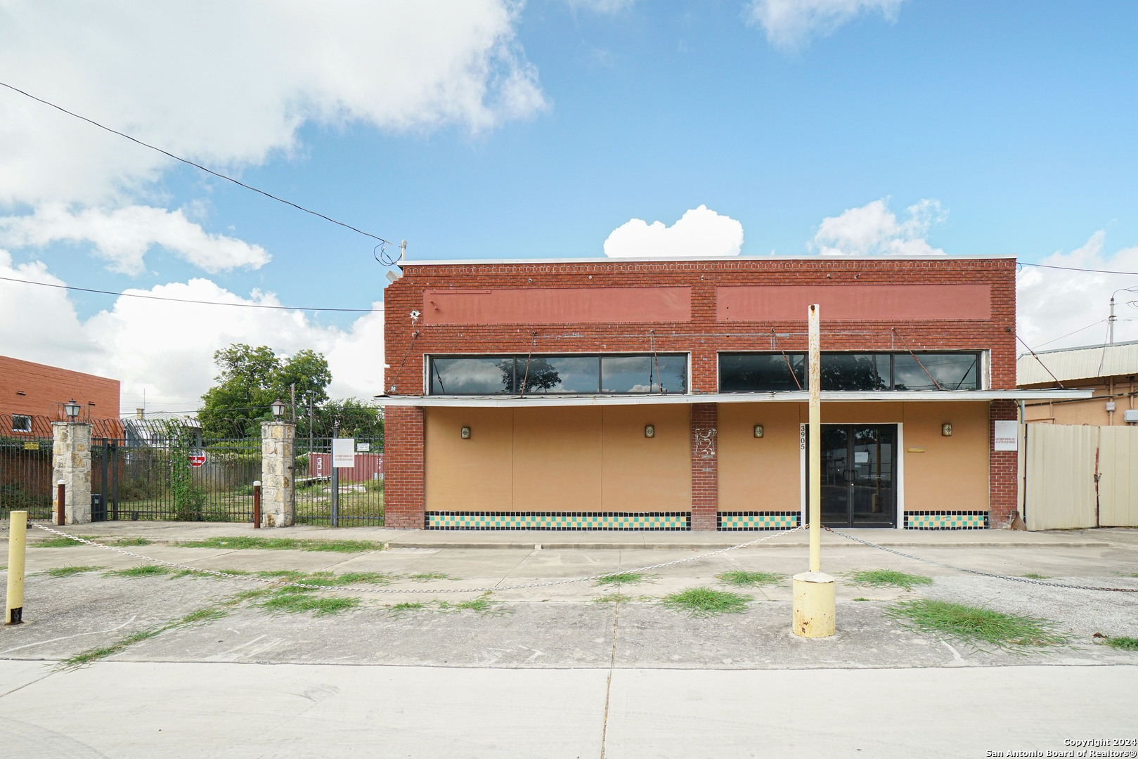 3905 S Presa Street San Antonio TX 78210