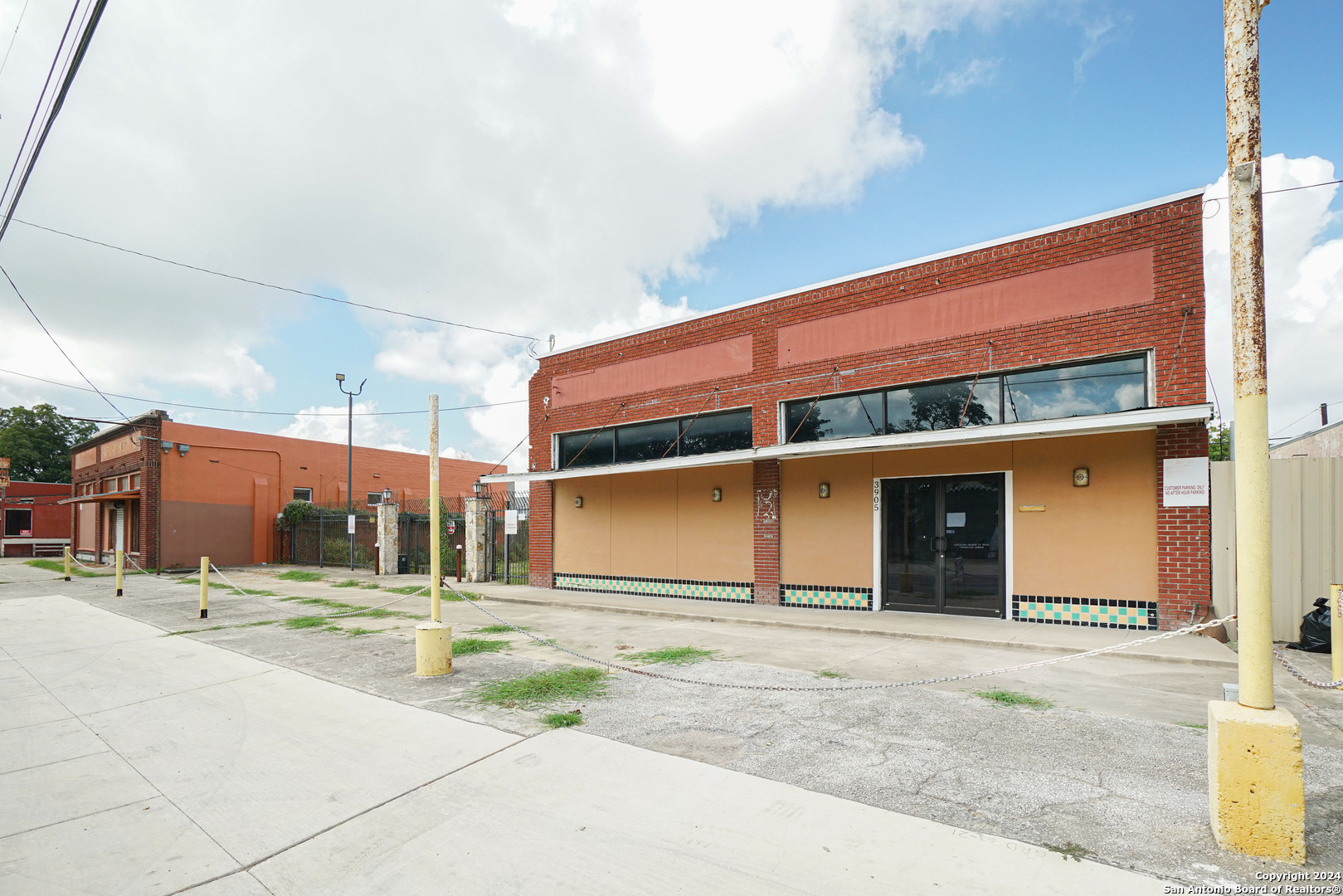 3905 S Presa Street San Antonio TX 78210