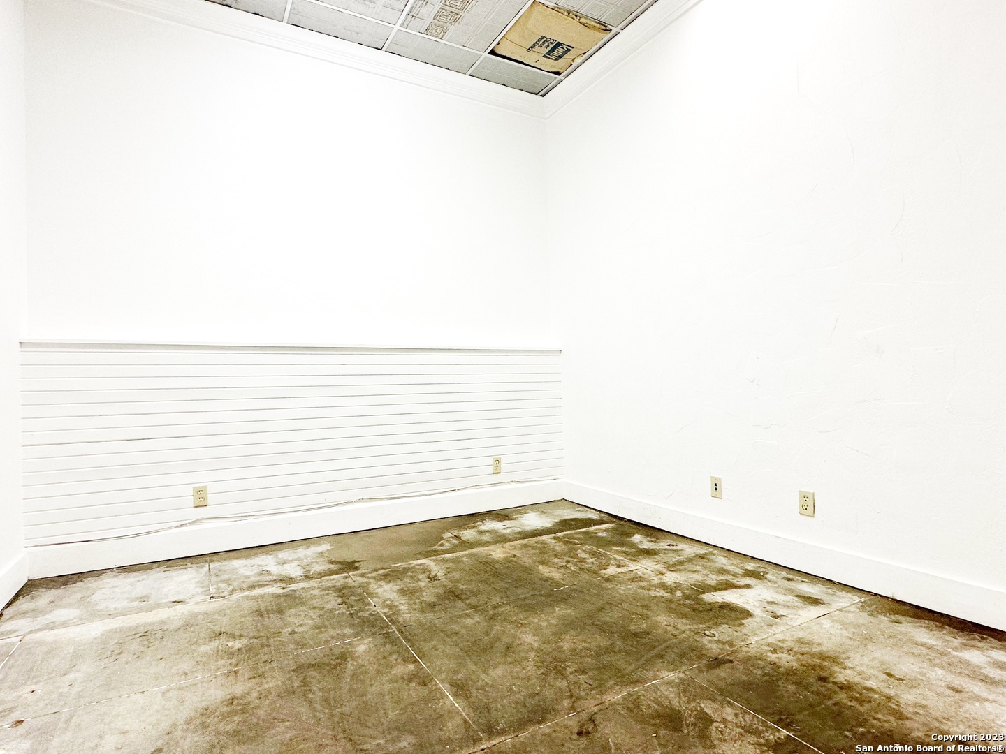 1708 Avenue M Hondo TX 78861