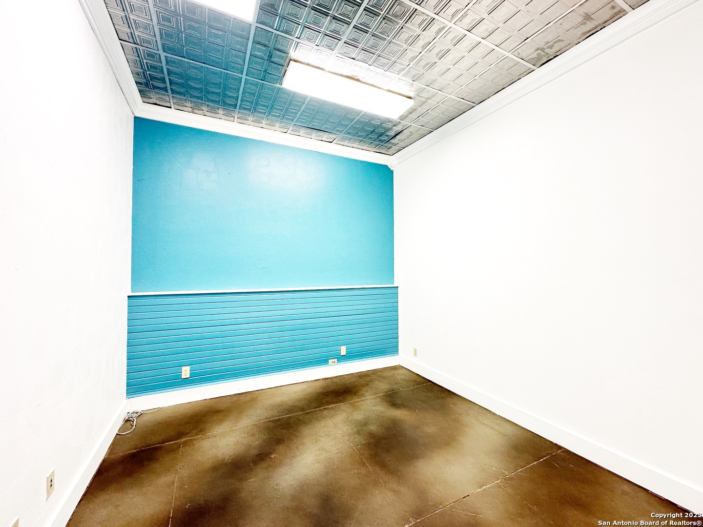 1708 Avenue M Hondo TX 78861