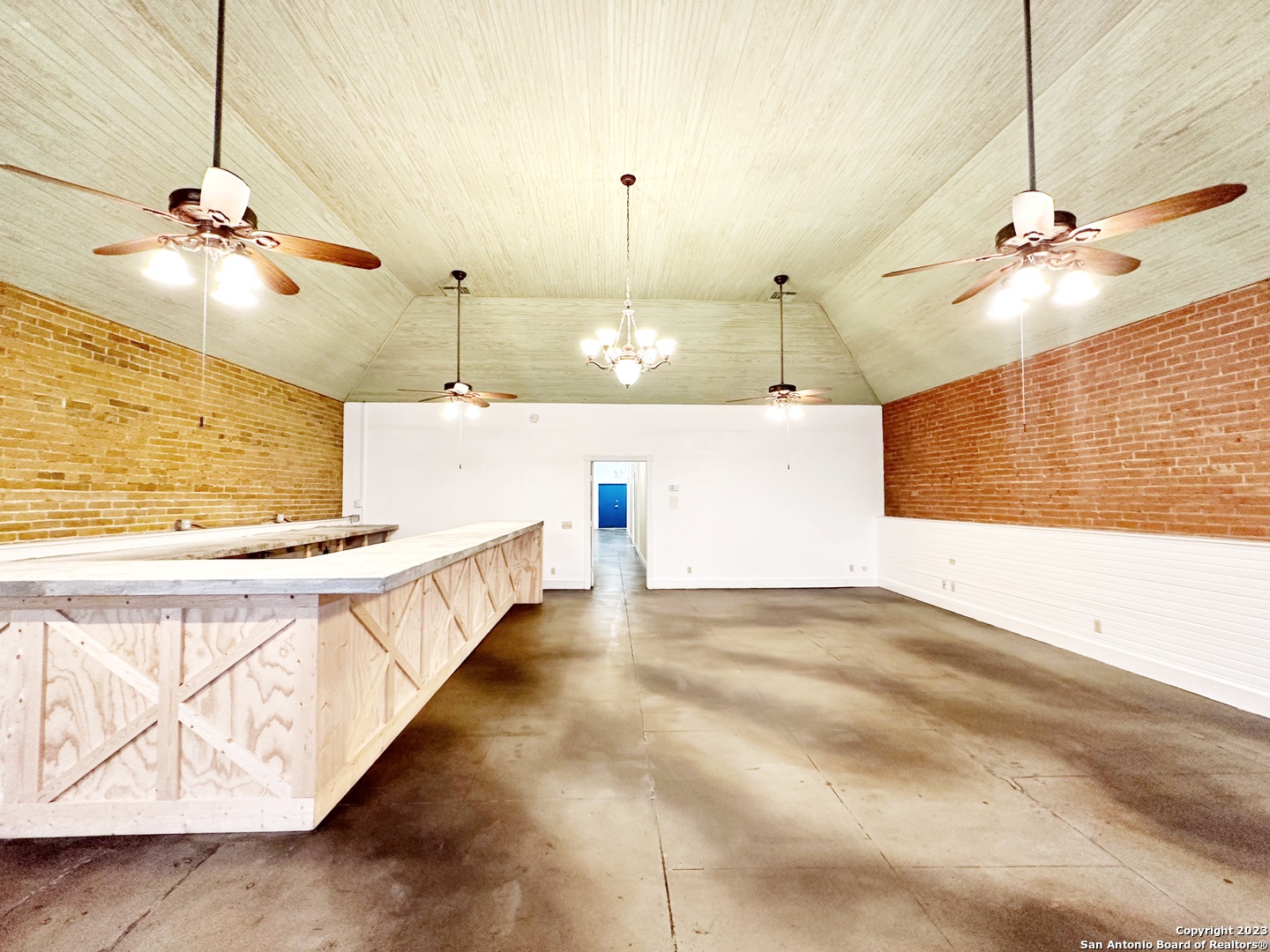 1708 Avenue M Hondo TX 78861