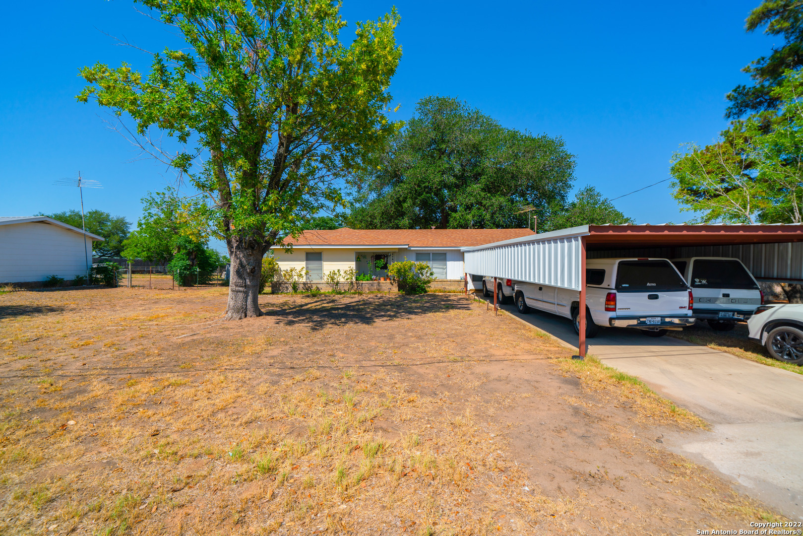 19231 E Fm 2790 Lytle TX 78052