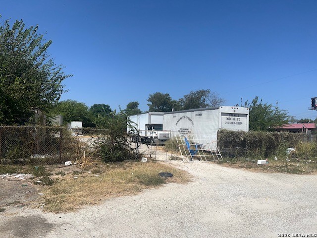 2539 Goliad Road San Antonio TX 78223