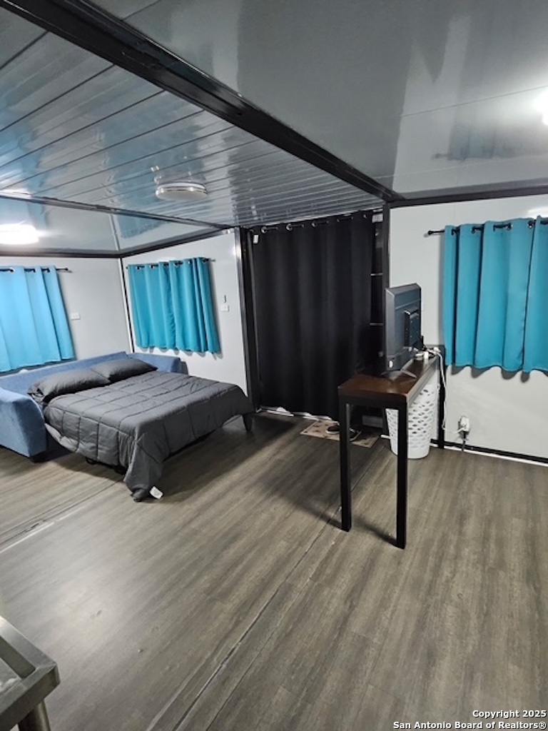 9084 Fm 1283 Lakehills TX 78063