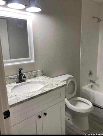 800 Bibb Eagle Pass TX 78852