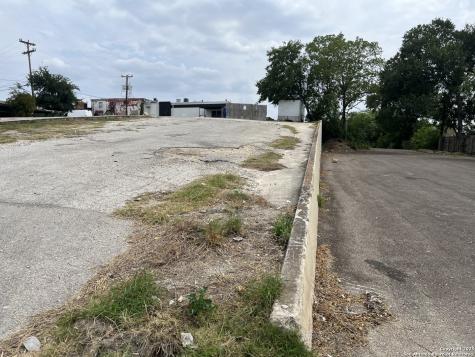 8123 Broadway San Antonio TX 78209
