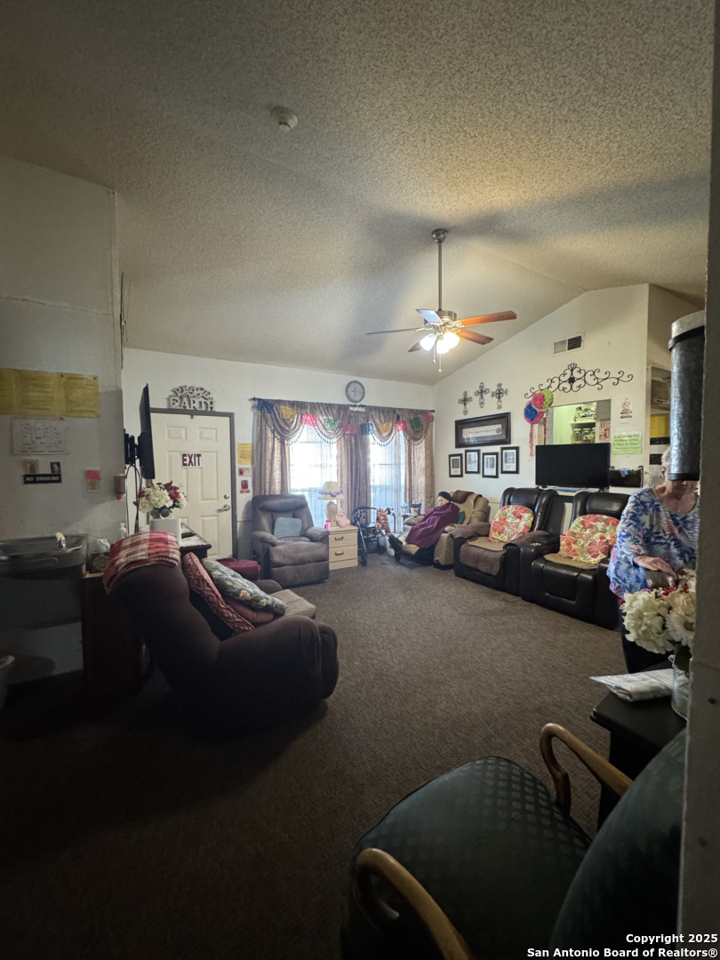 802 Monticello San Antonio TX 78223