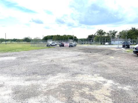 306 Us Hwy 183 North Cuero TX 77954