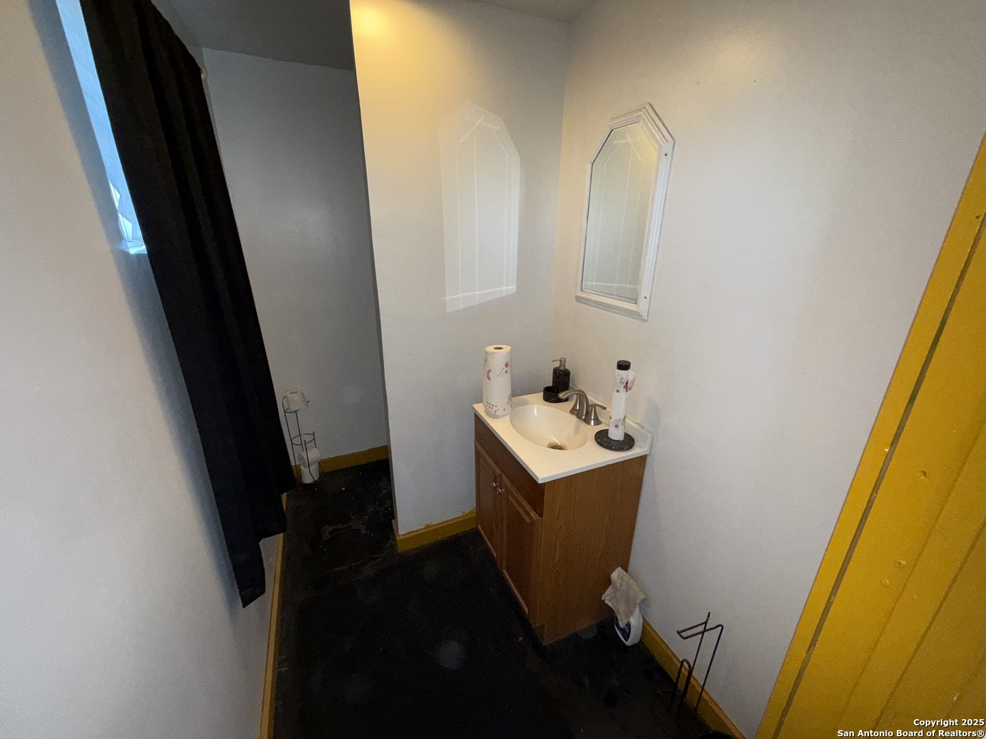 1130 Hampton San Antonio TX 78210