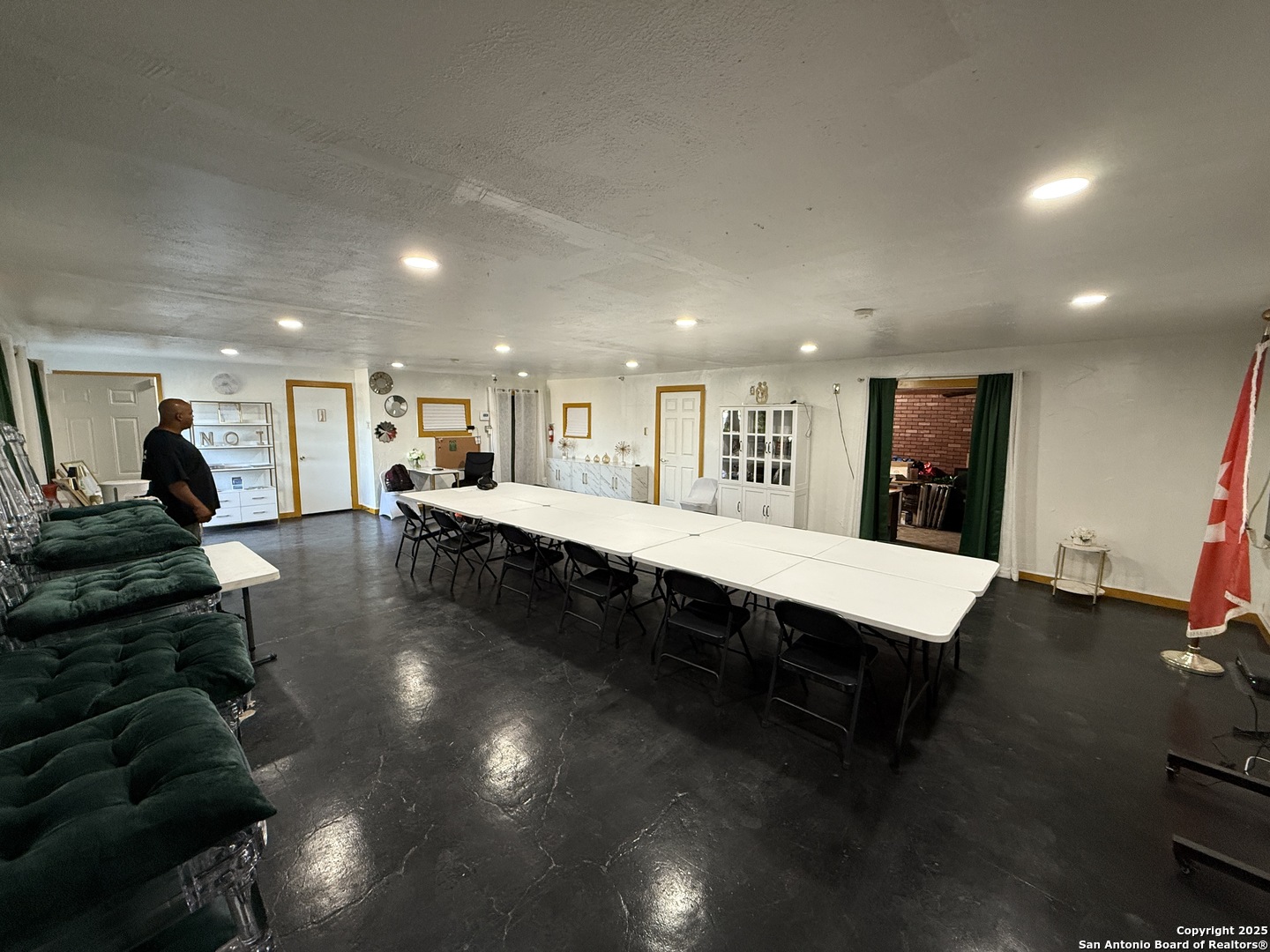 1130 Hampton San Antonio TX 78210