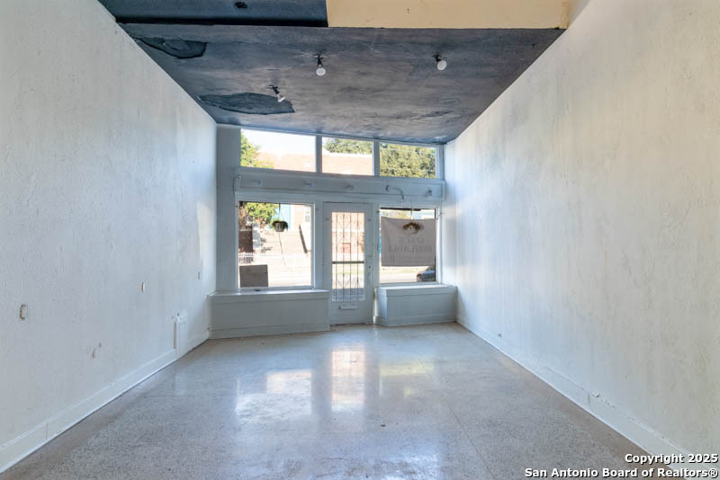 2505 S Presa Street San Antonio TX 78210