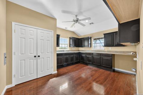 916 E Blanco Road Boerne TX 78006