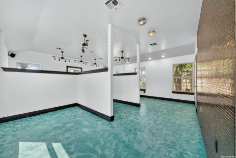 916 E Blanco Road Boerne TX 78006