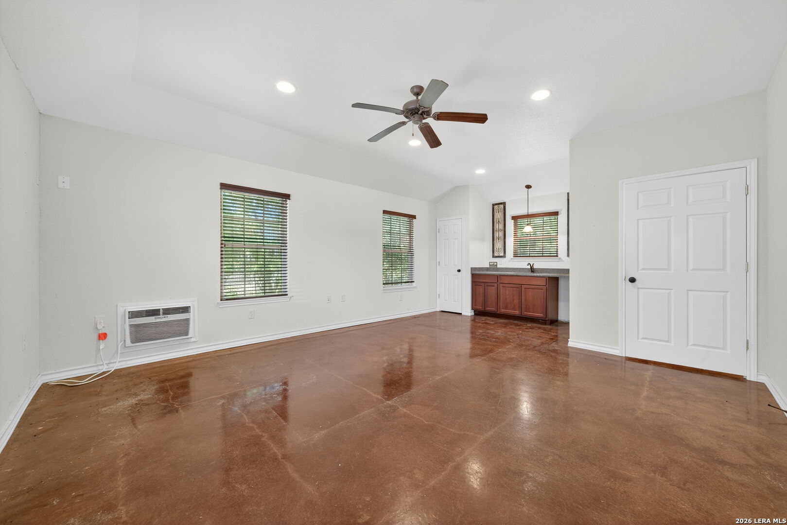 916 E Blanco Road Boerne TX 78006