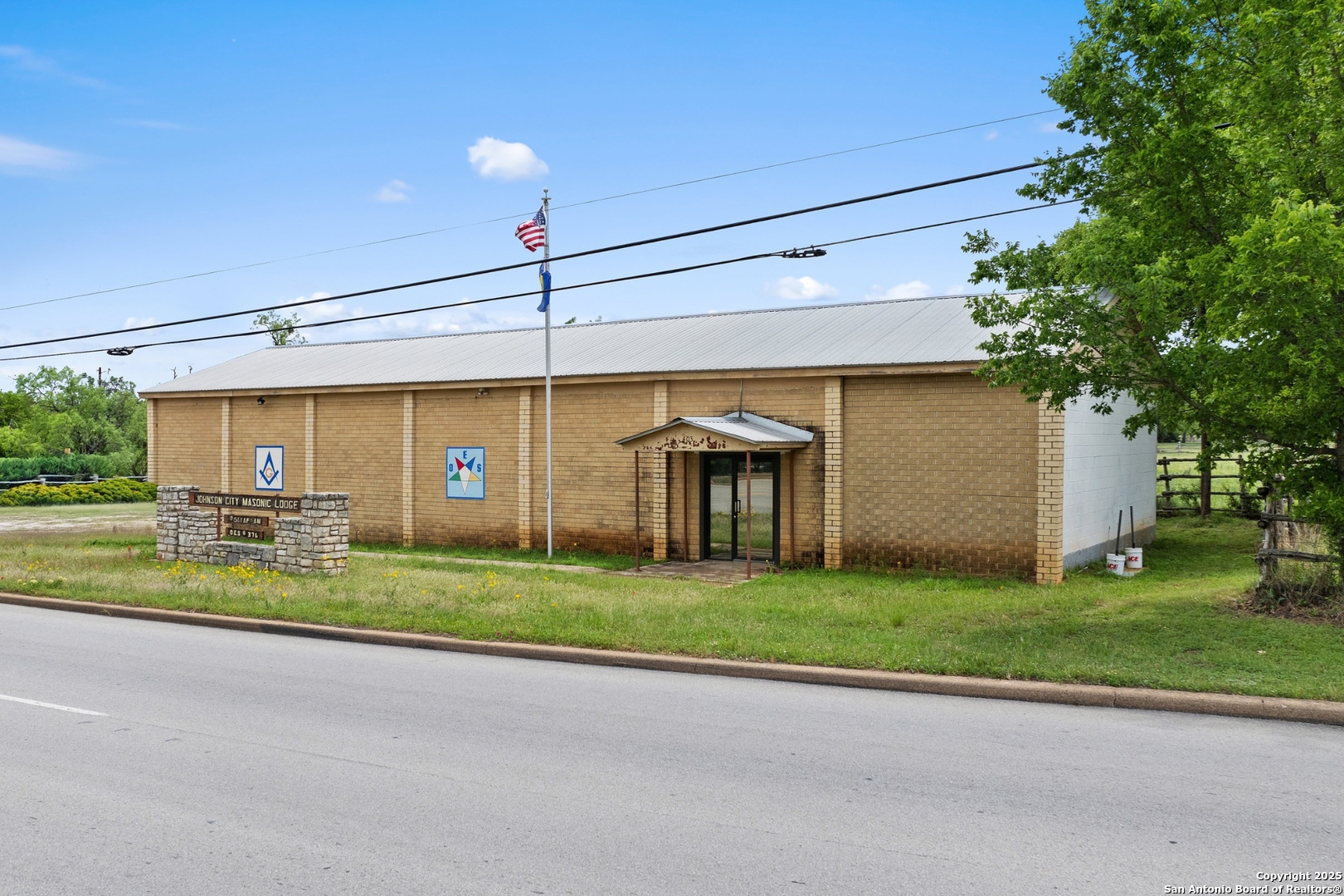 403 W Main Street Johnson City TX 78636