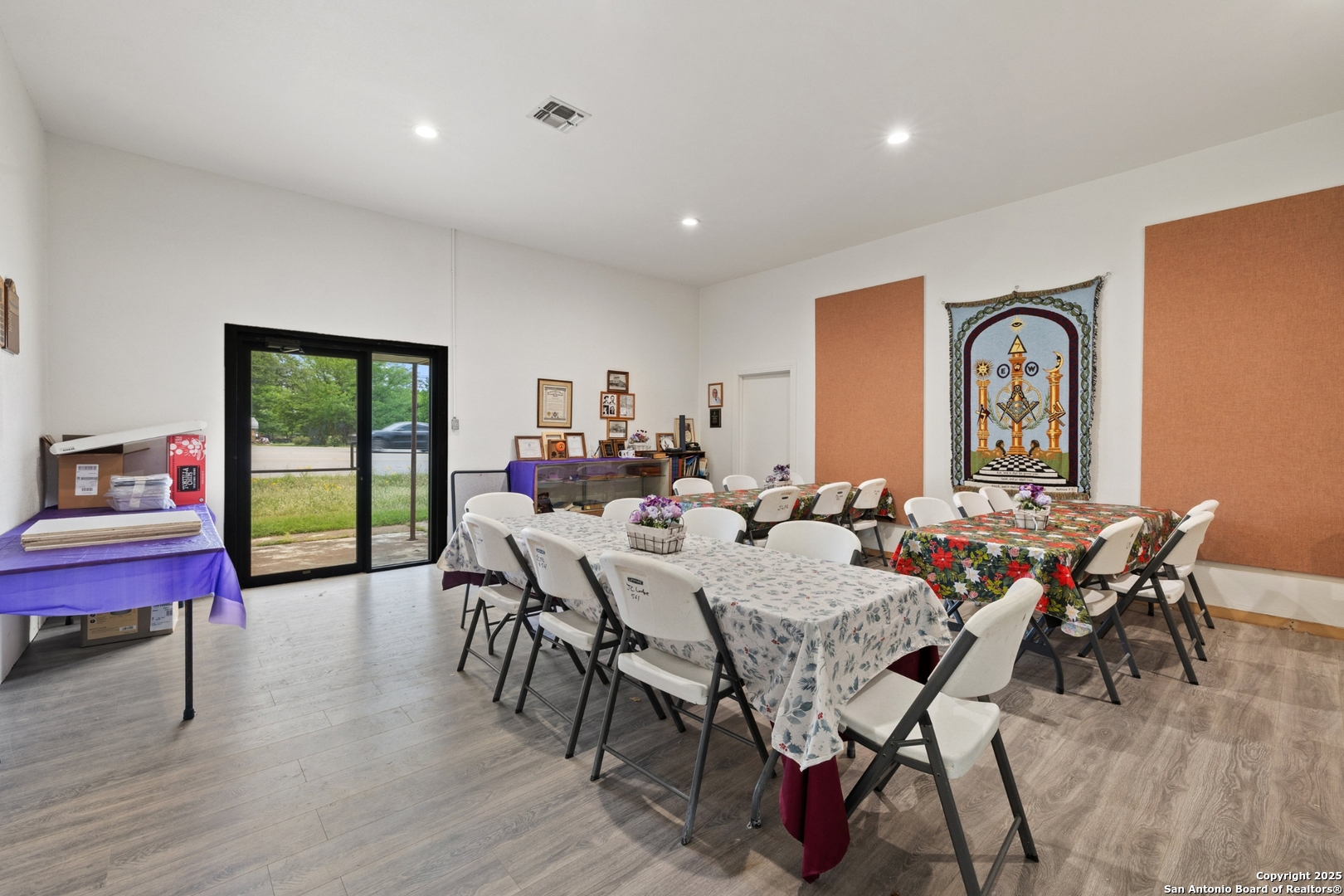 403 W Main Street Johnson City TX 78636