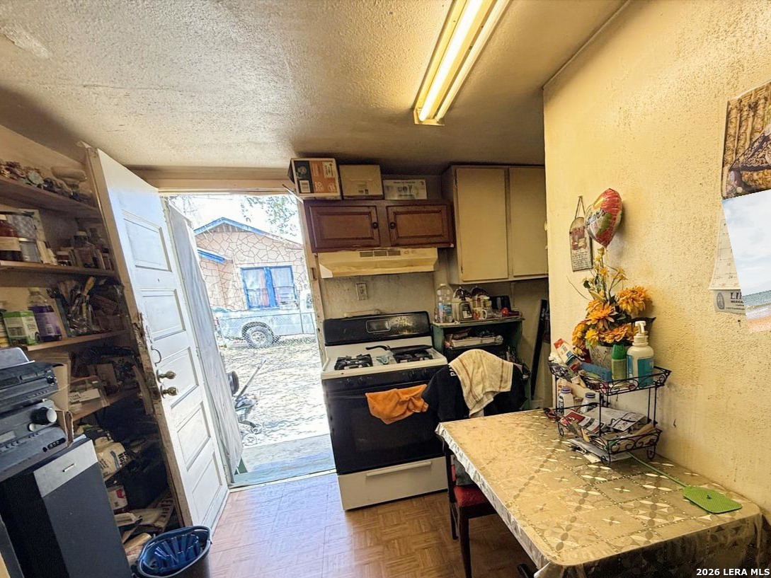 3203 W Commerce Street San Antonio TX 78207
