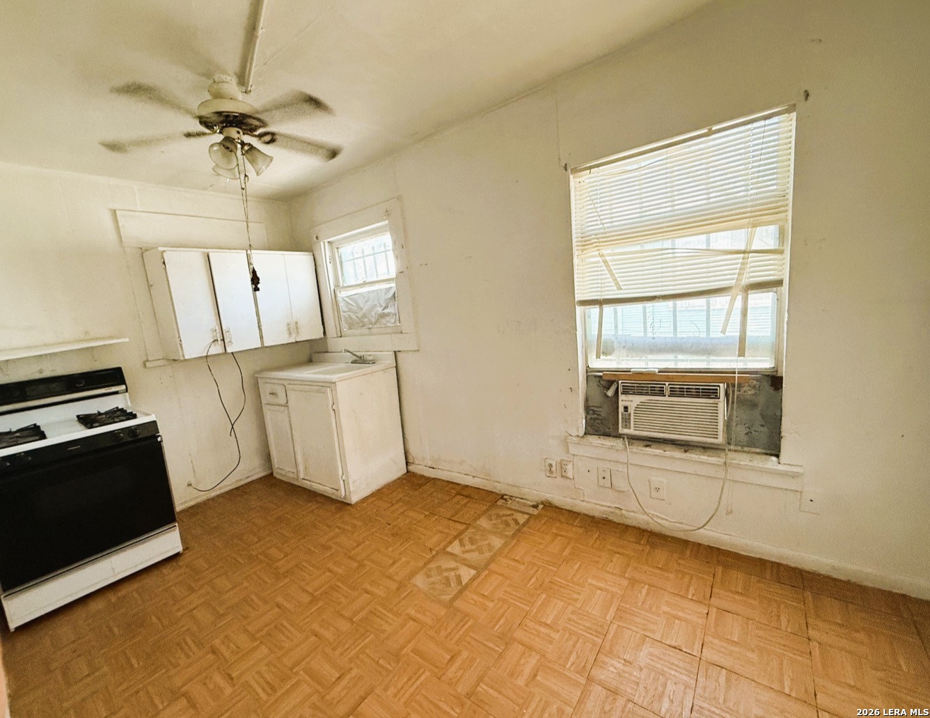 3203 W Commerce Street San Antonio TX 78207