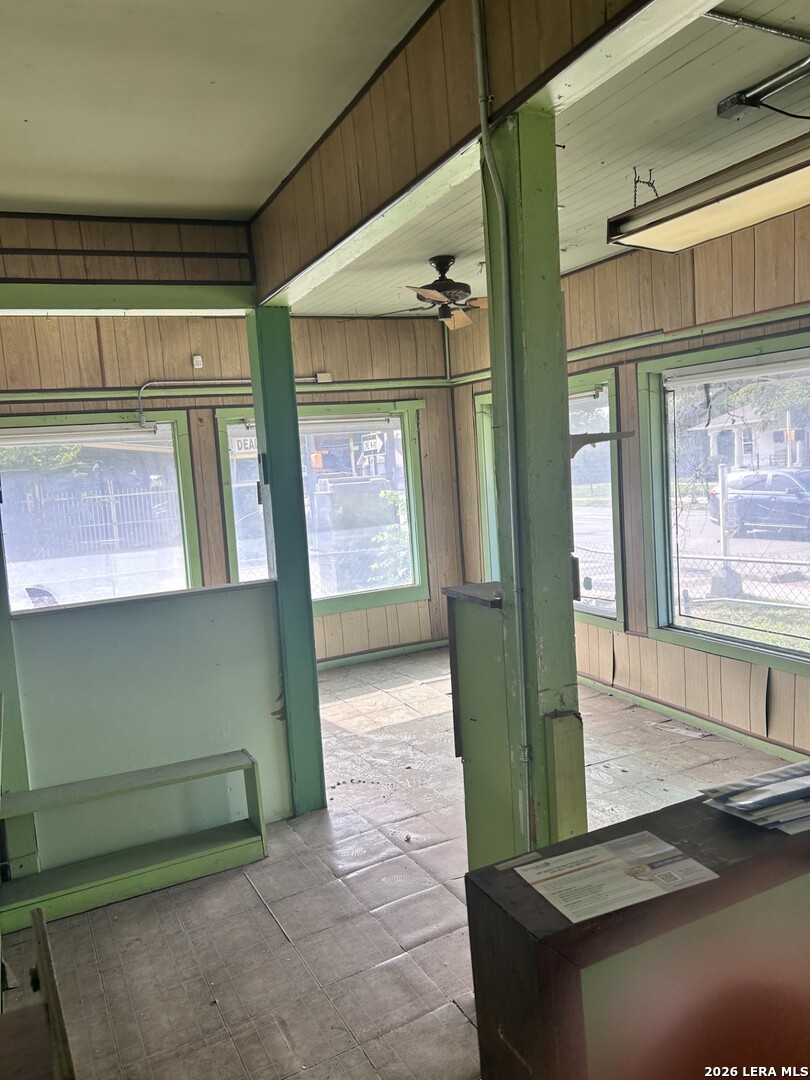 3203 W Commerce Street San Antonio TX 78207