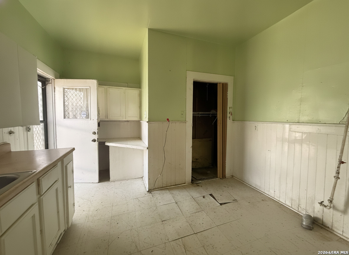 3203 W Commerce Street San Antonio TX 78207