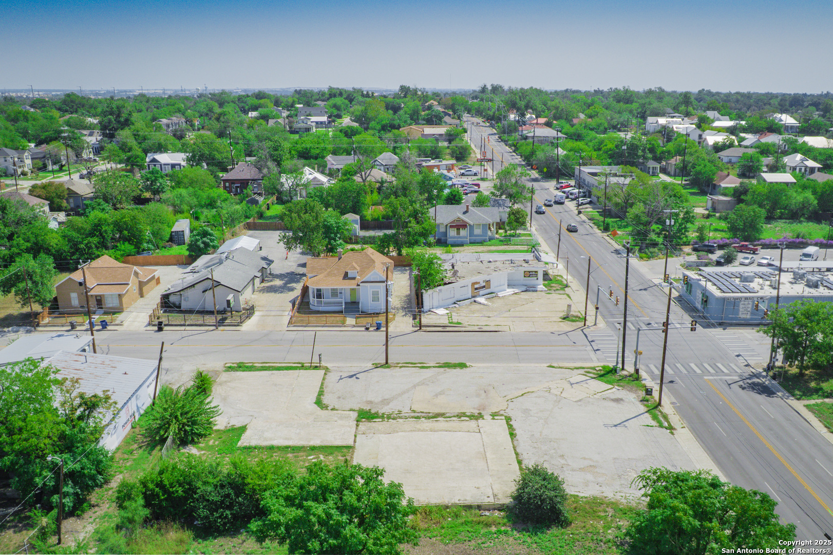 1533 E Houston Street San Antonio TX 78202