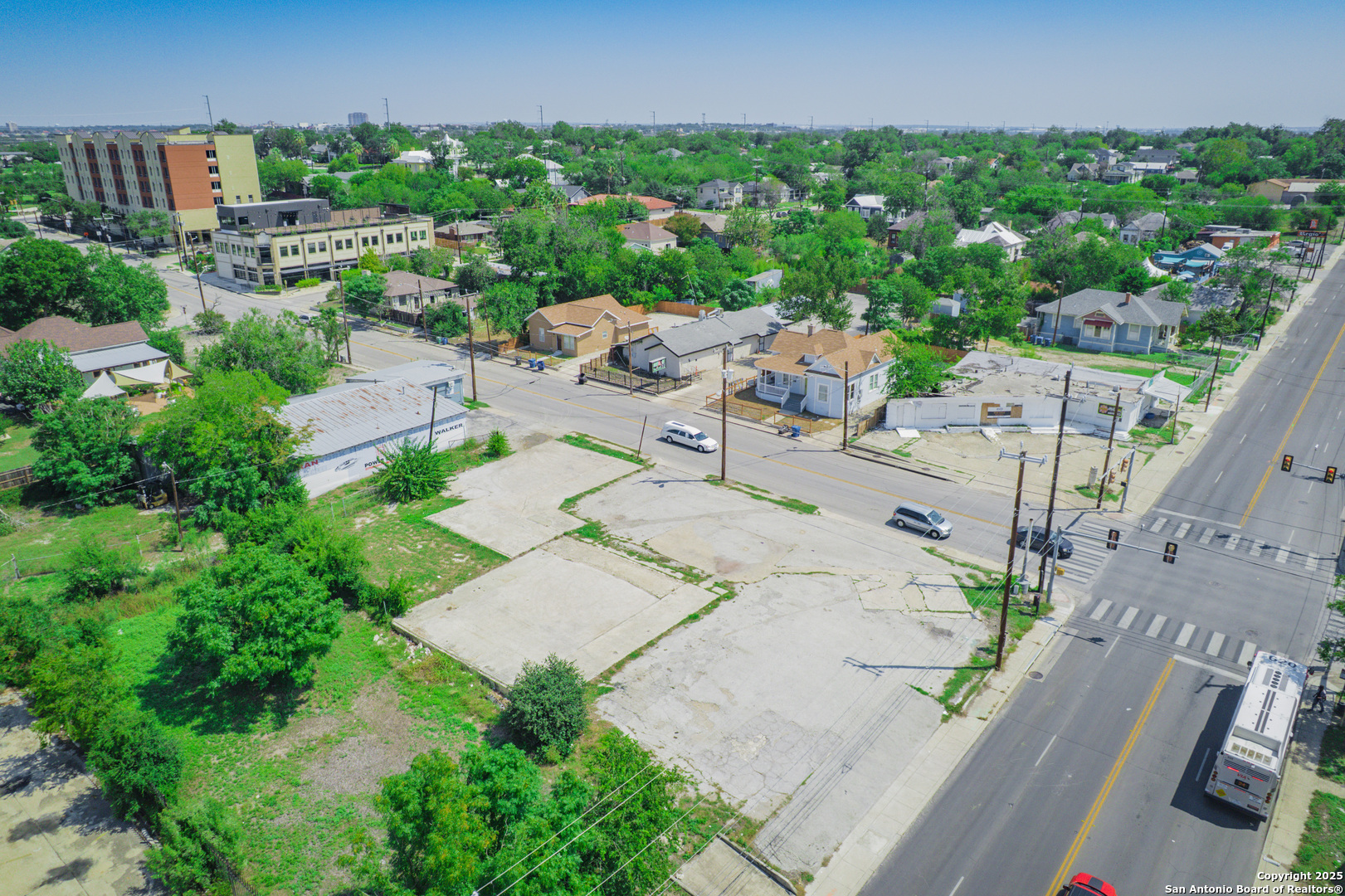 1533 E Houston Street San Antonio TX 78202