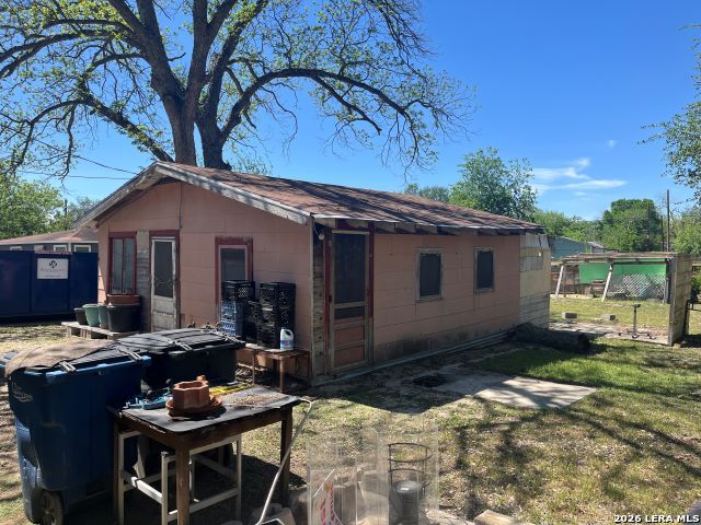 1952 W San Antonio New Braunfels TX 78130