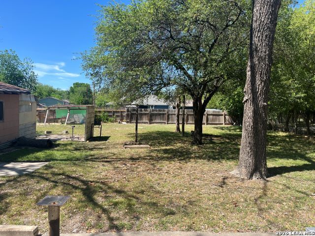 1952 W San Antonio New Braunfels TX 78130