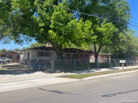 1952 W San Antonio New Braunfels TX 78130