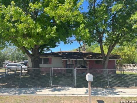 1952 W San Antonio New Braunfels TX 78130