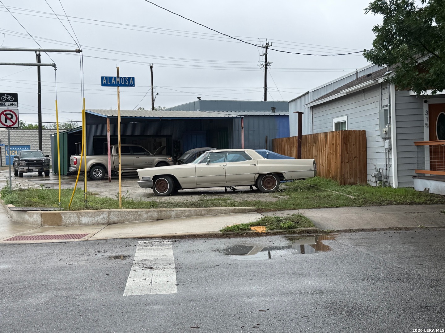 702 Roosevelt San Antonio TX 78210