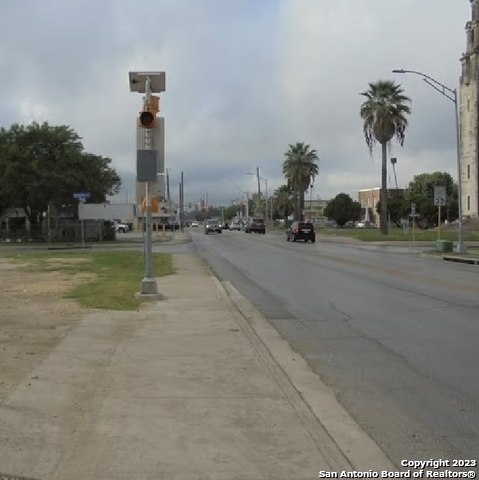 1802 N Zarzamora Street San Antonio TX 78201