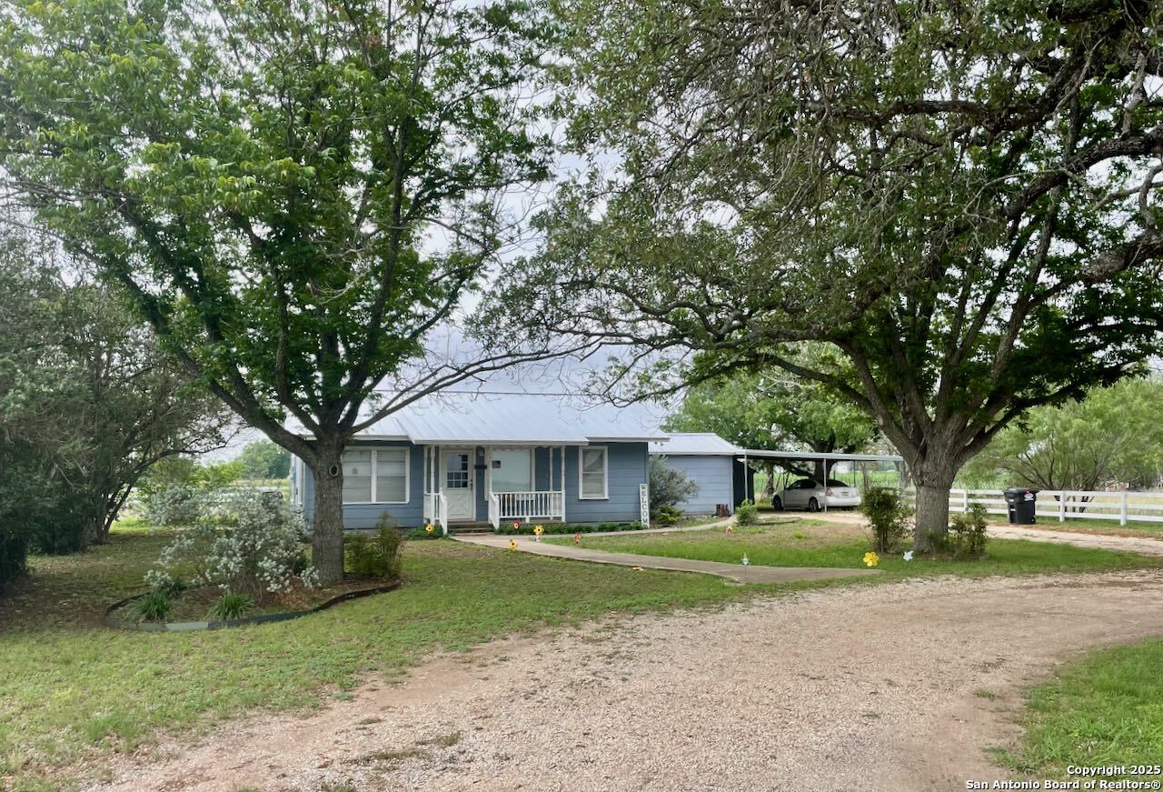 0000 Highway 173 N Hondo TX 78861