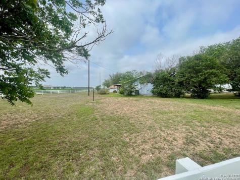 0000 Highway 173 N Hondo TX 78861