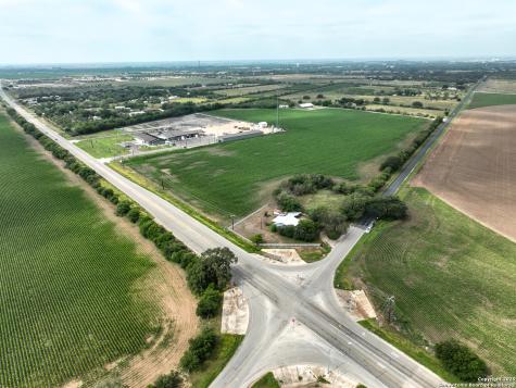 0000 Highway 173 N Hondo TX 78861