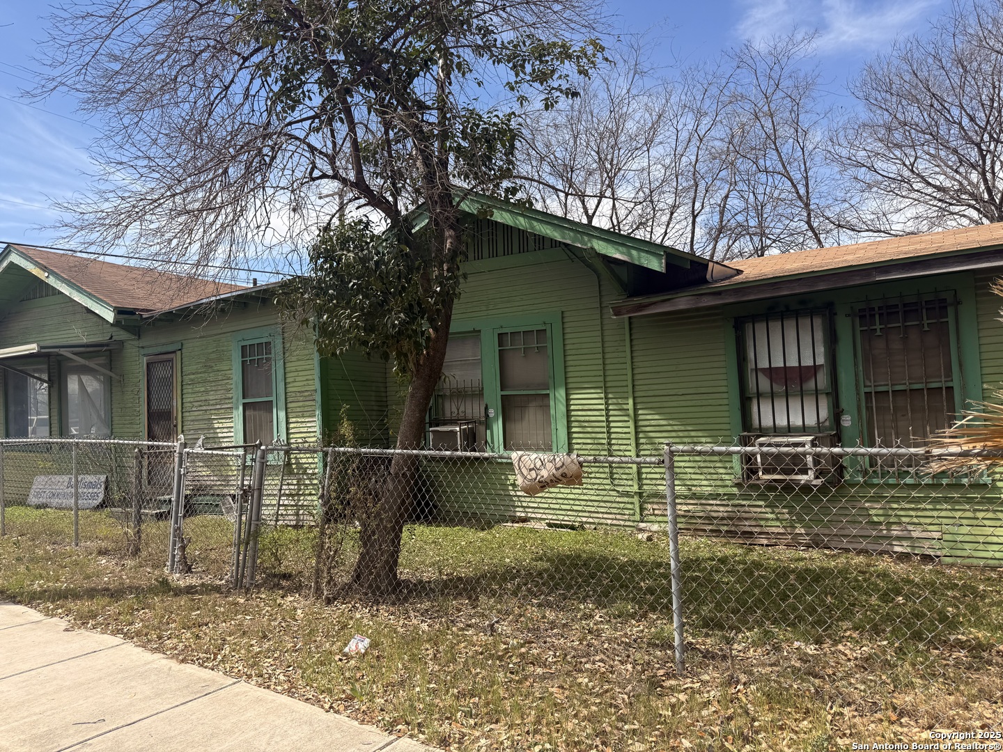 3203 W Commerce San Antonio TX 78207