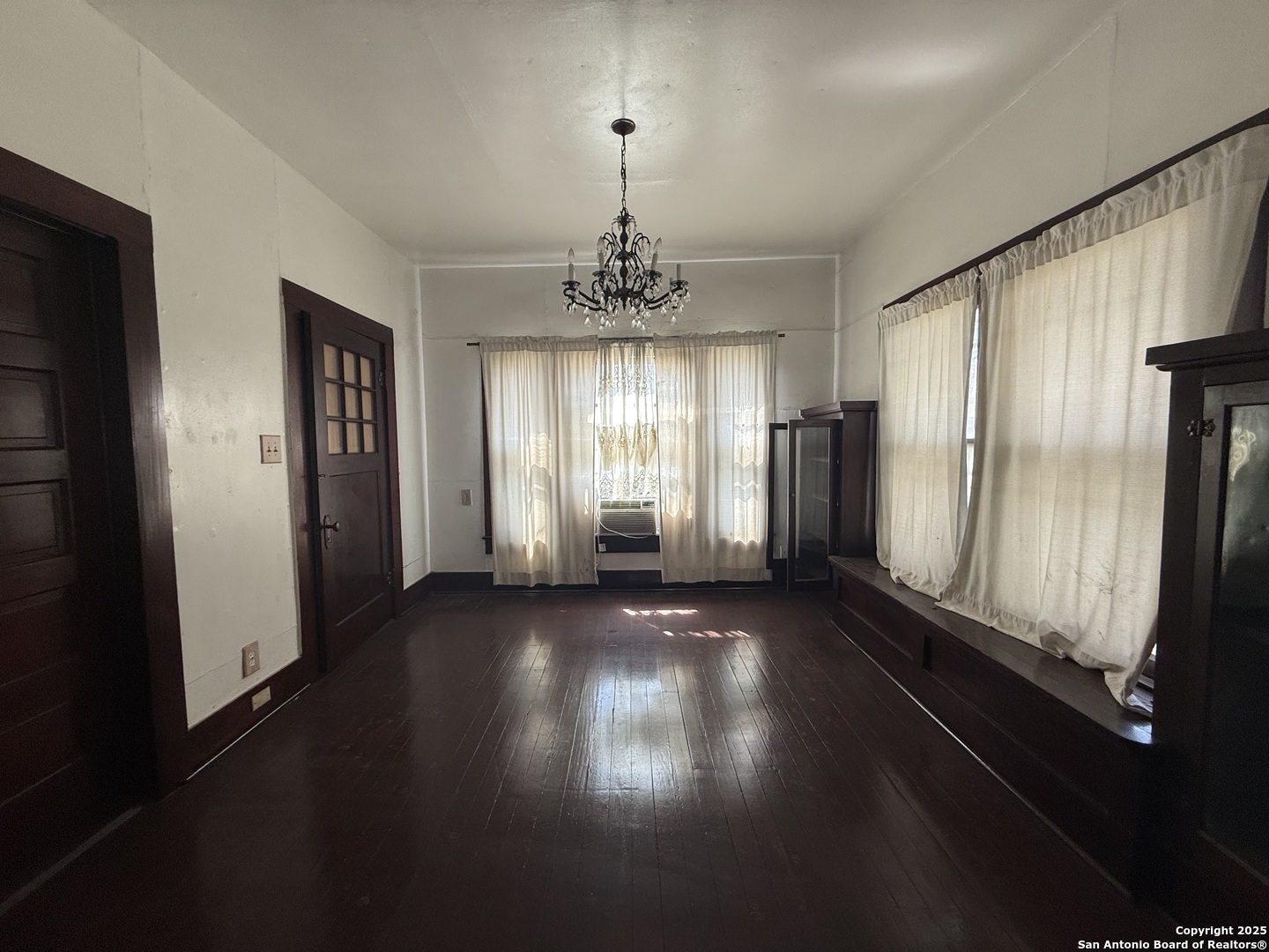 3203 W Commerce San Antonio TX 78207