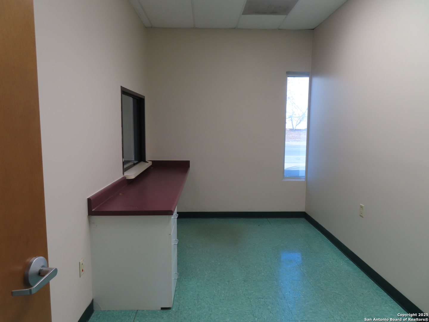 2614 W Commerce San Antonio TX 78207