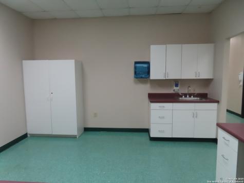 2614 W Commerce San Antonio TX 78207