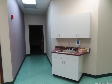 2614 W Commerce San Antonio TX 78207
