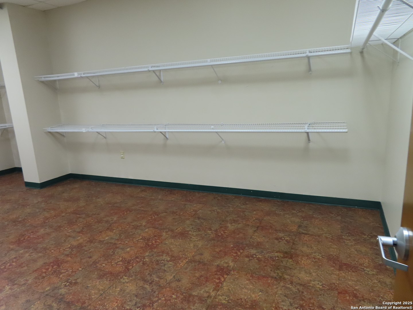 2614 W Commerce San Antonio TX 78207