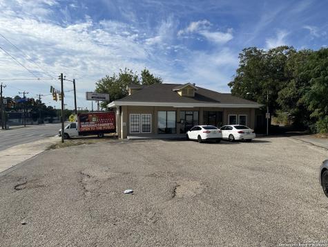 4631 Vance Jackson Road San Antonio TX 78230