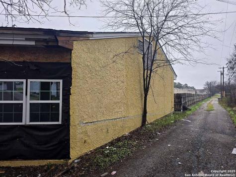4631 Vance Jackson Road San Antonio TX 78230