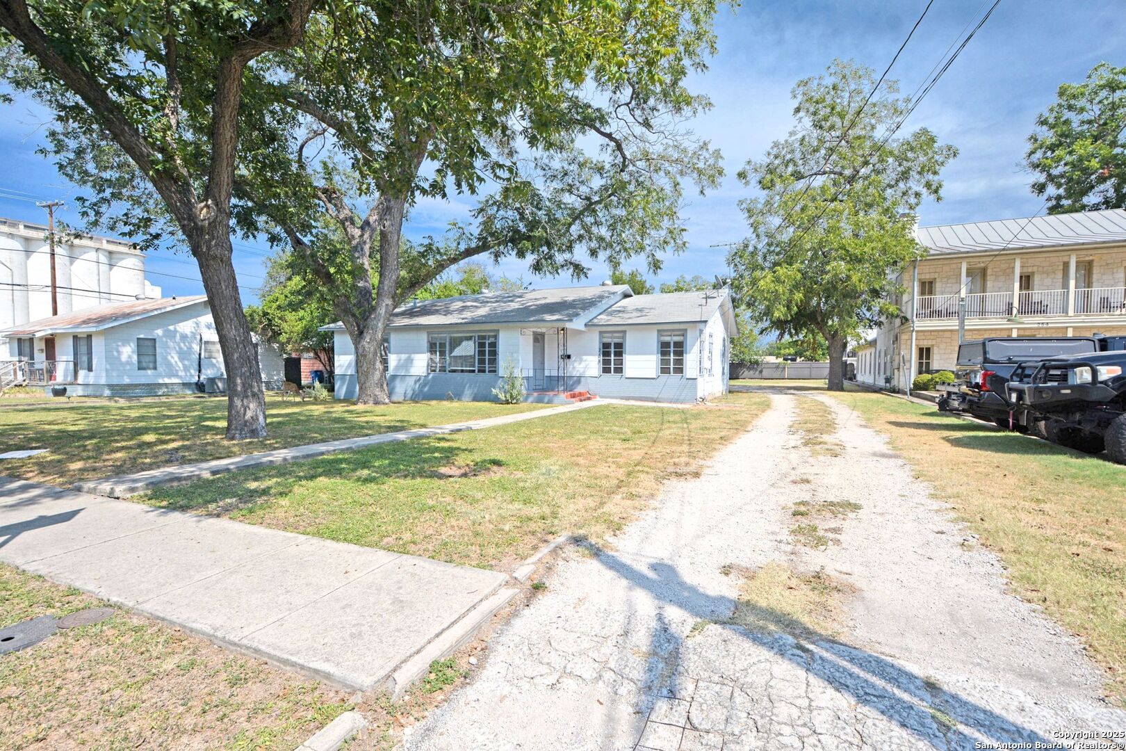 268 E Mill Street New Braunfels TX 78130