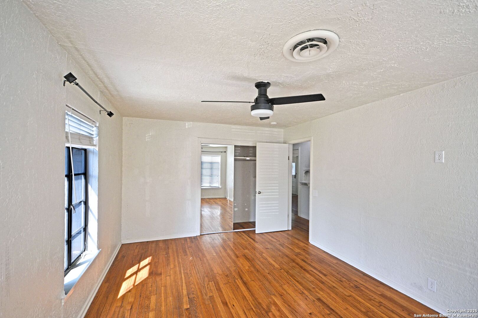 268 E Mill Street New Braunfels TX 78130